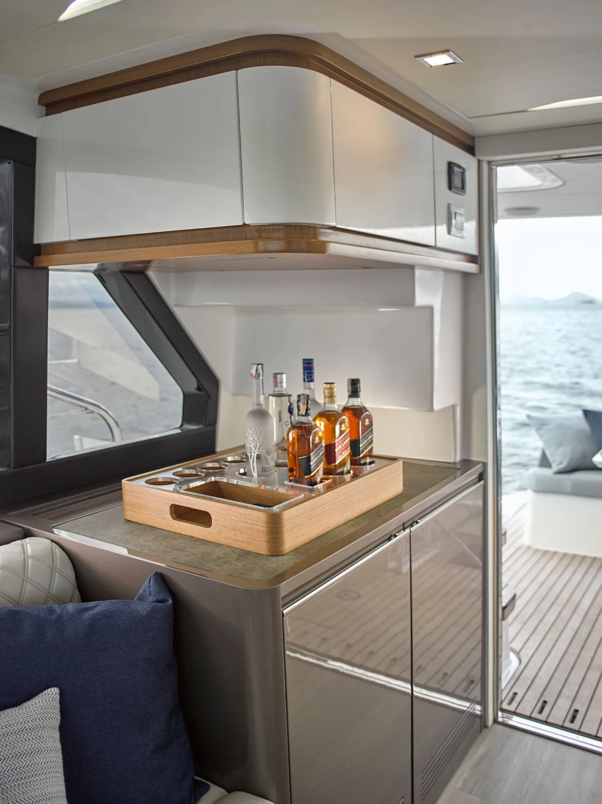 schaefer-450-interior-lazer